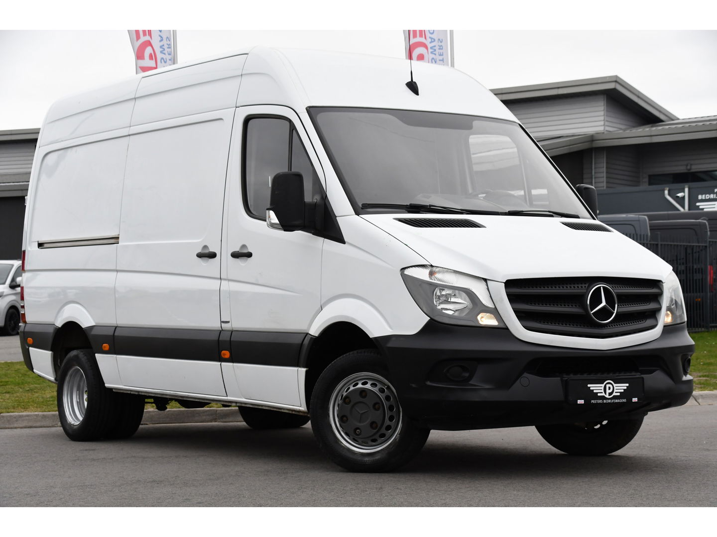 Mercedes-Benz Sprinter 516 2.2 CDI 366 Edition Camera, Cruise, 3500KG Trekhaak, Multimedia, 164PK, Automaat, Uniek!