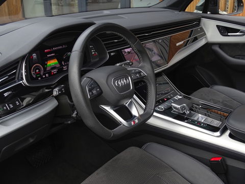 Audi Q7 55 TFSIe 394PK Quattro / SQ7 Edit. / Laser / B&O / ACC / 360°