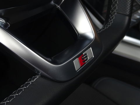 Audi Q7 55 TFSIe 394PK Quattro / SQ7 Edit. / Laser / B&O / ACC / 360°