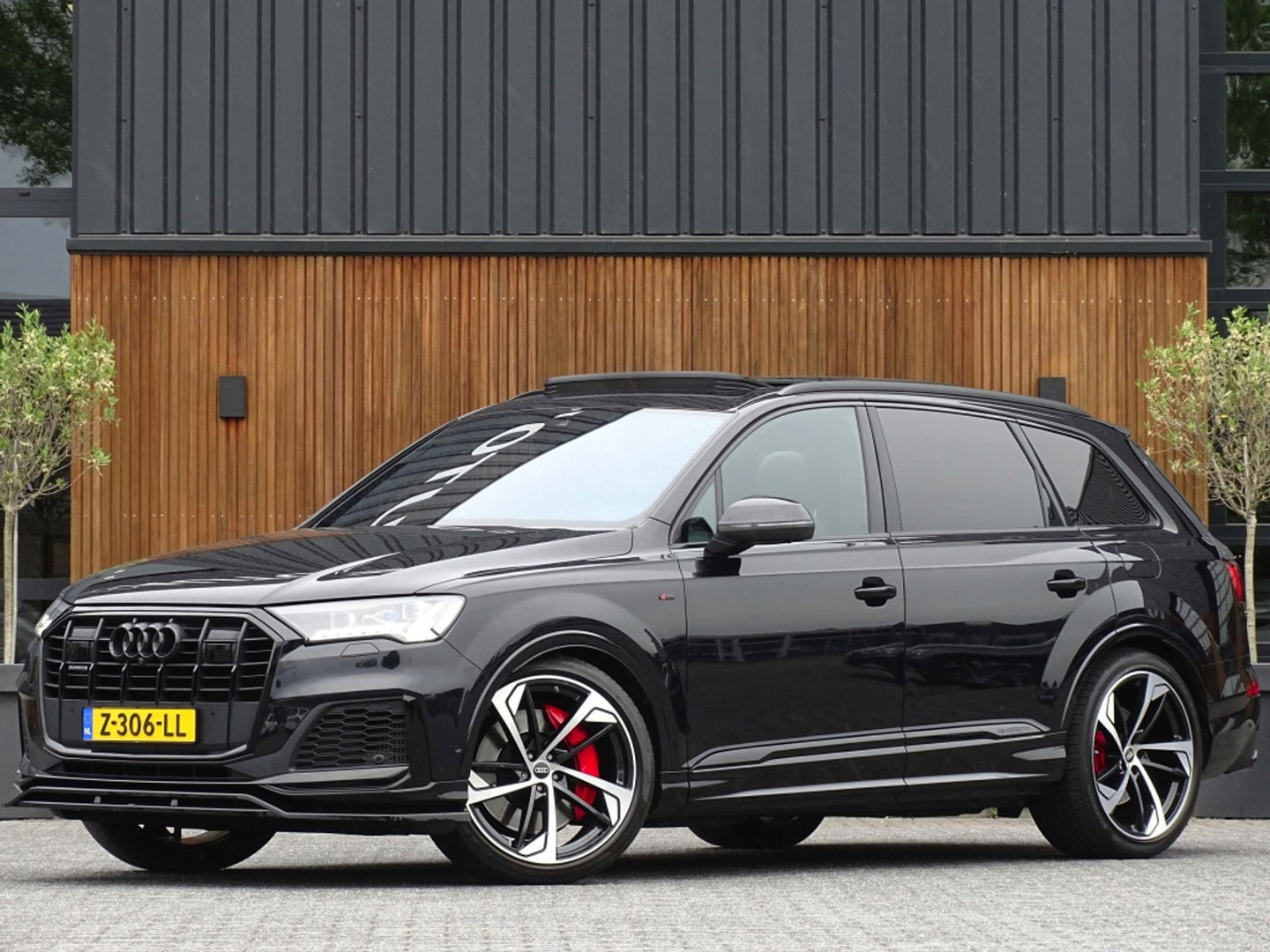 Audi Q7 55 TFSIe 394PK Quattro / SQ7 Edit. / Laser / B&O / ACC / 360°