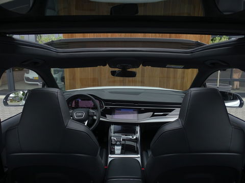 Audi Q7 60 TFSIe 450PK Quattro / Laser / RS Edit. / Softclose / 360°