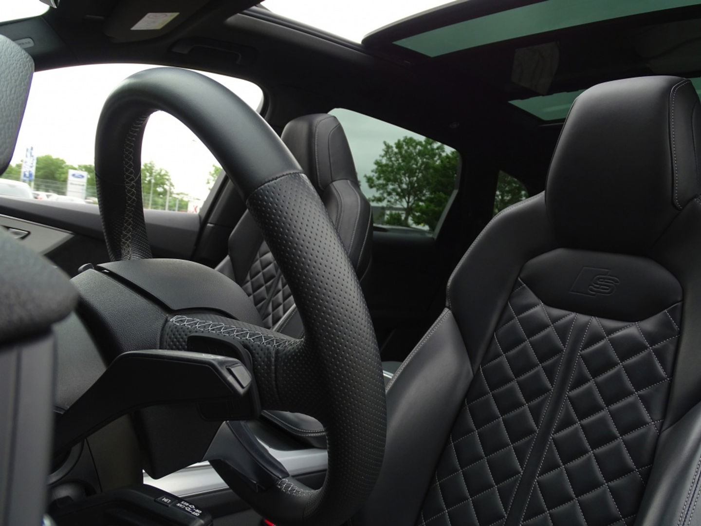 Audi Q7 60 TFSIe 450PK Quattro / Laser / RS Edit. / Softclose / 360°