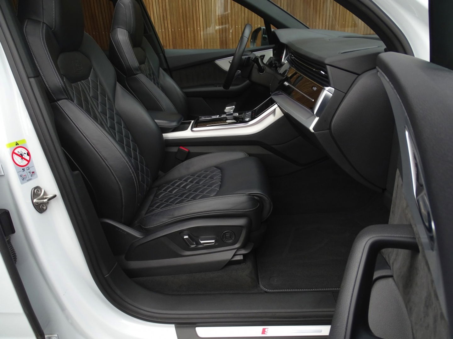 Audi Q7 60 TFSIe 450PK Quattro / Laser / RS Edit. / Softclose / 360°