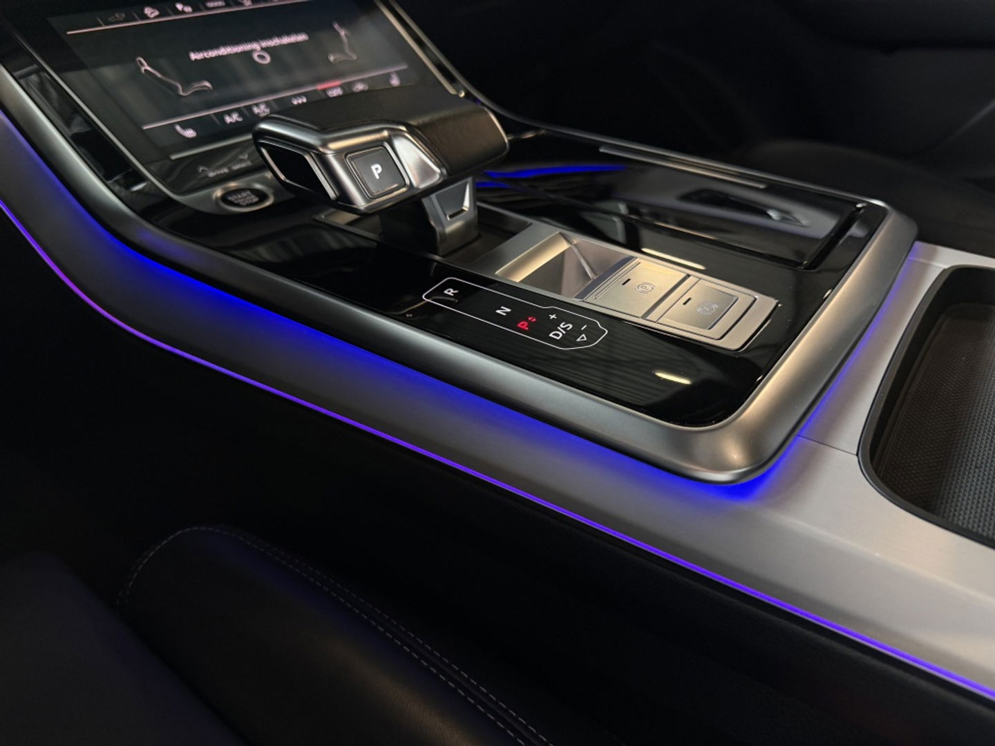 Audi Q7 60 TFSIe 450PK Quattro / Laser / RS Edit. / Softclose / 360°