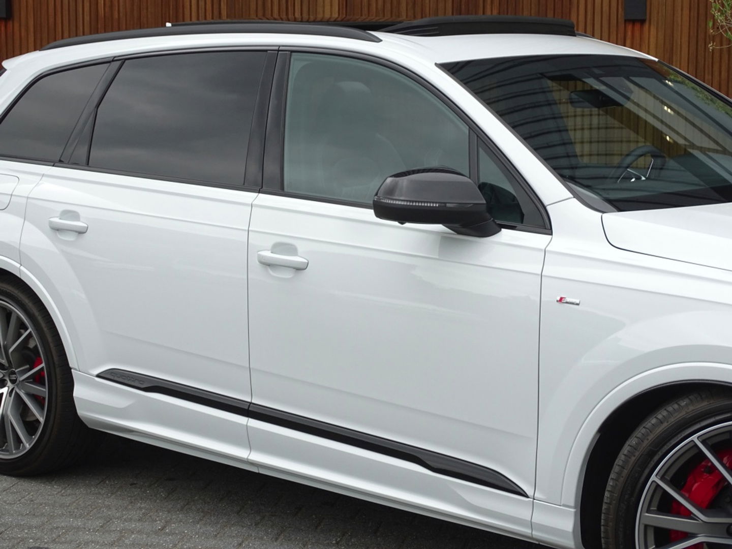 Audi Q7 60 TFSIe 450PK Quattro / Laser / RS Edit. / Softclose / 360°