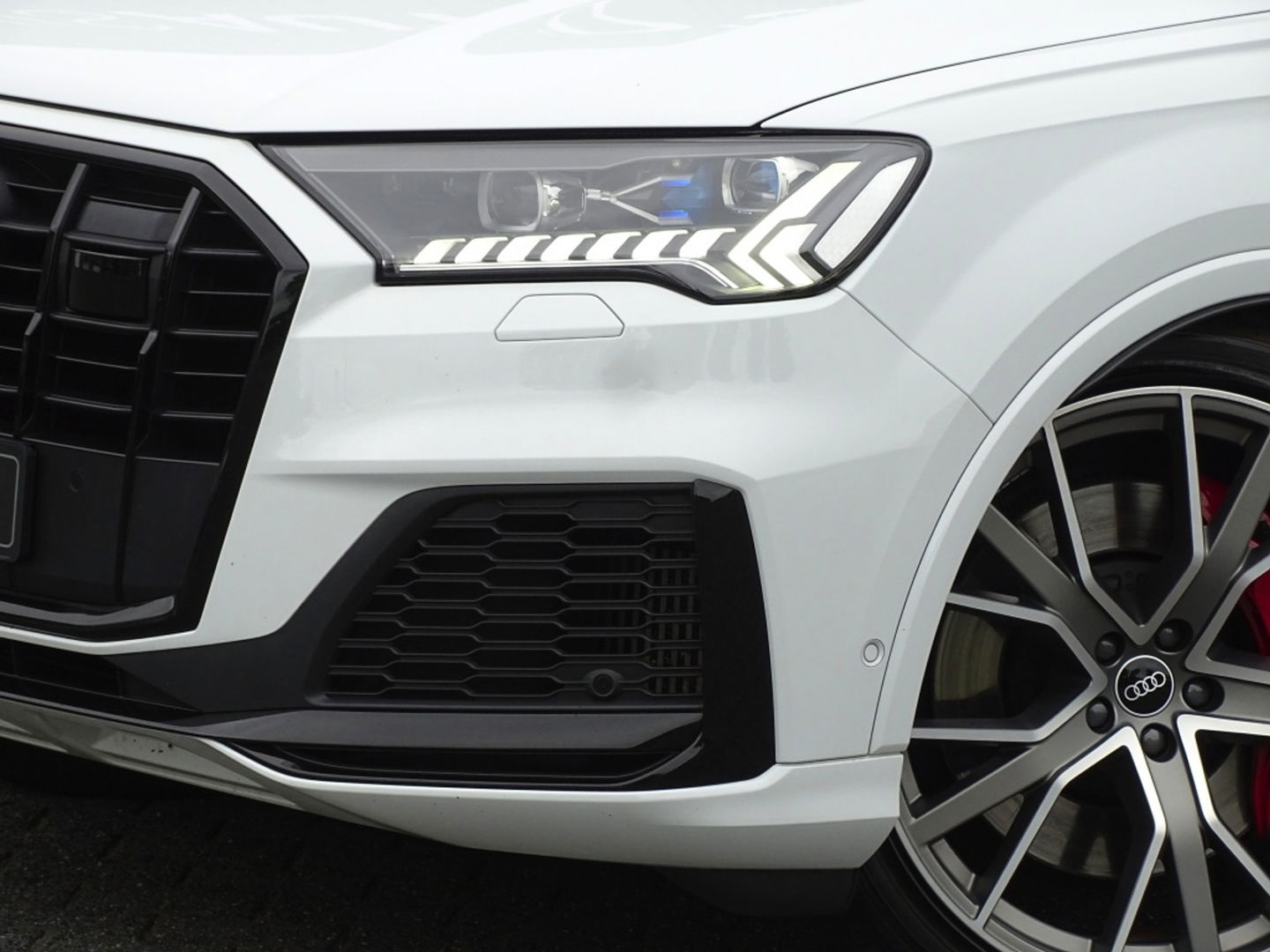 Audi Q7 60 TFSIe 450PK Quattro / Laser / RS Edit. / Softclose / 360°