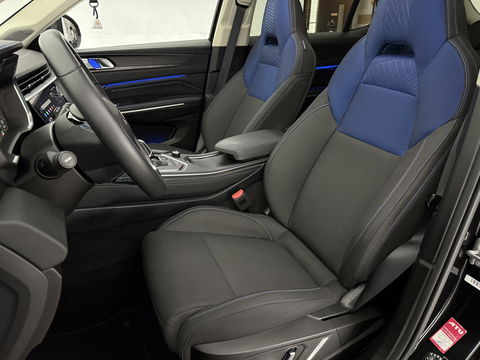 Lynk Co 01 1.5 | Pano | 360° | Virtual | Sfeerverl. | Memory | LED | Carplay