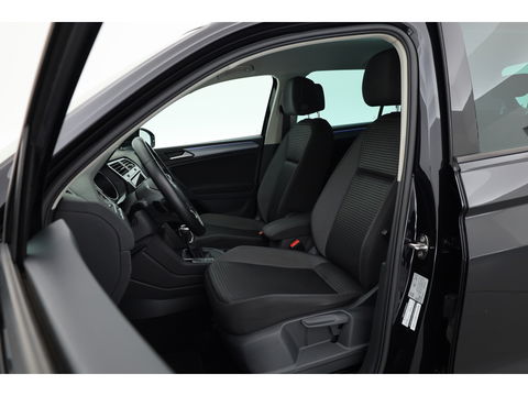 Volkswagen Tiguan 1.5 TSI DSG 150pk ACT | Navi | Camera | Travel Assist | Stoel- Stuurverw. | Dodehoekdet.