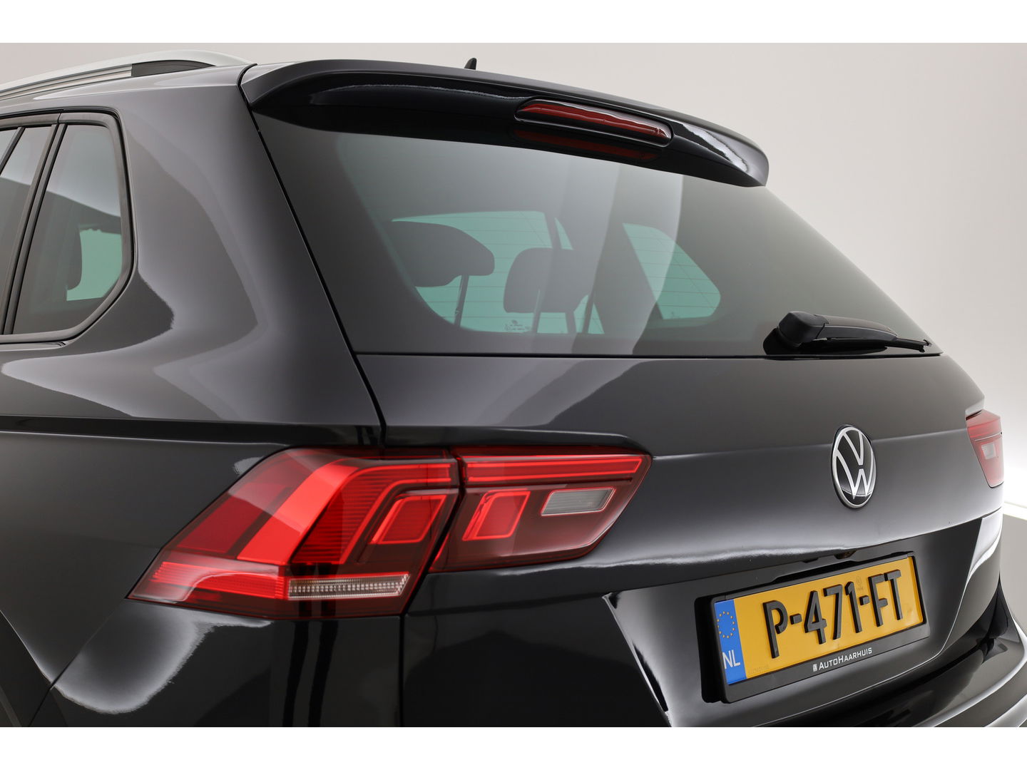 Volkswagen Tiguan 1.5 TSI DSG 150pk ACT | Navi | Camera | Travel Assist | Stoel- Stuurverw. | Dodehoekdet.