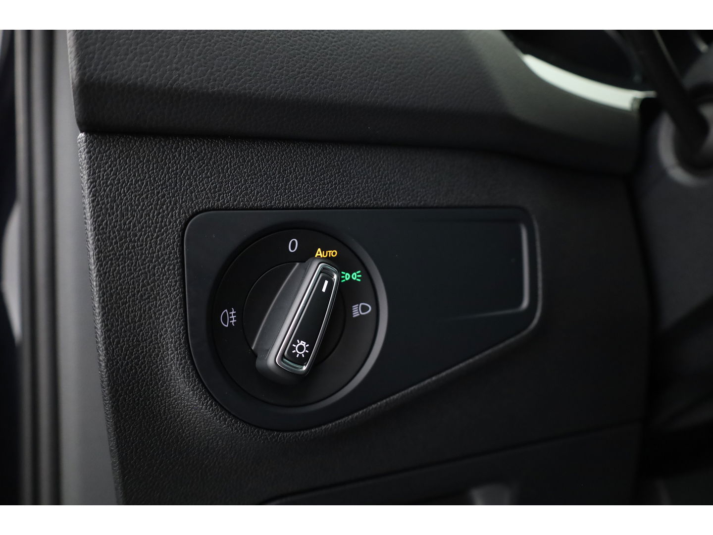 Volkswagen Tiguan 1.5 TSI DSG 150pk ACT | Navi | Camera | Travel Assist | Stoel- Stuurverw. | Dodehoekdet.