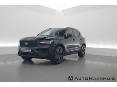 Volvo XC40 2.0 B3 Black Edition | Adapt. Cruise | Dodehoek | 360cam | CarPlay | Harman Kardon