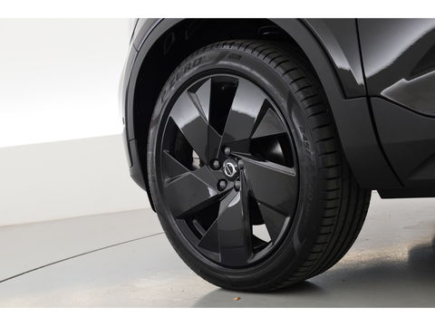Volvo XC40 2.0 B3 Black Edition | Adapt. Cruise | Dodehoek | 360cam | CarPlay | Harman Kardon