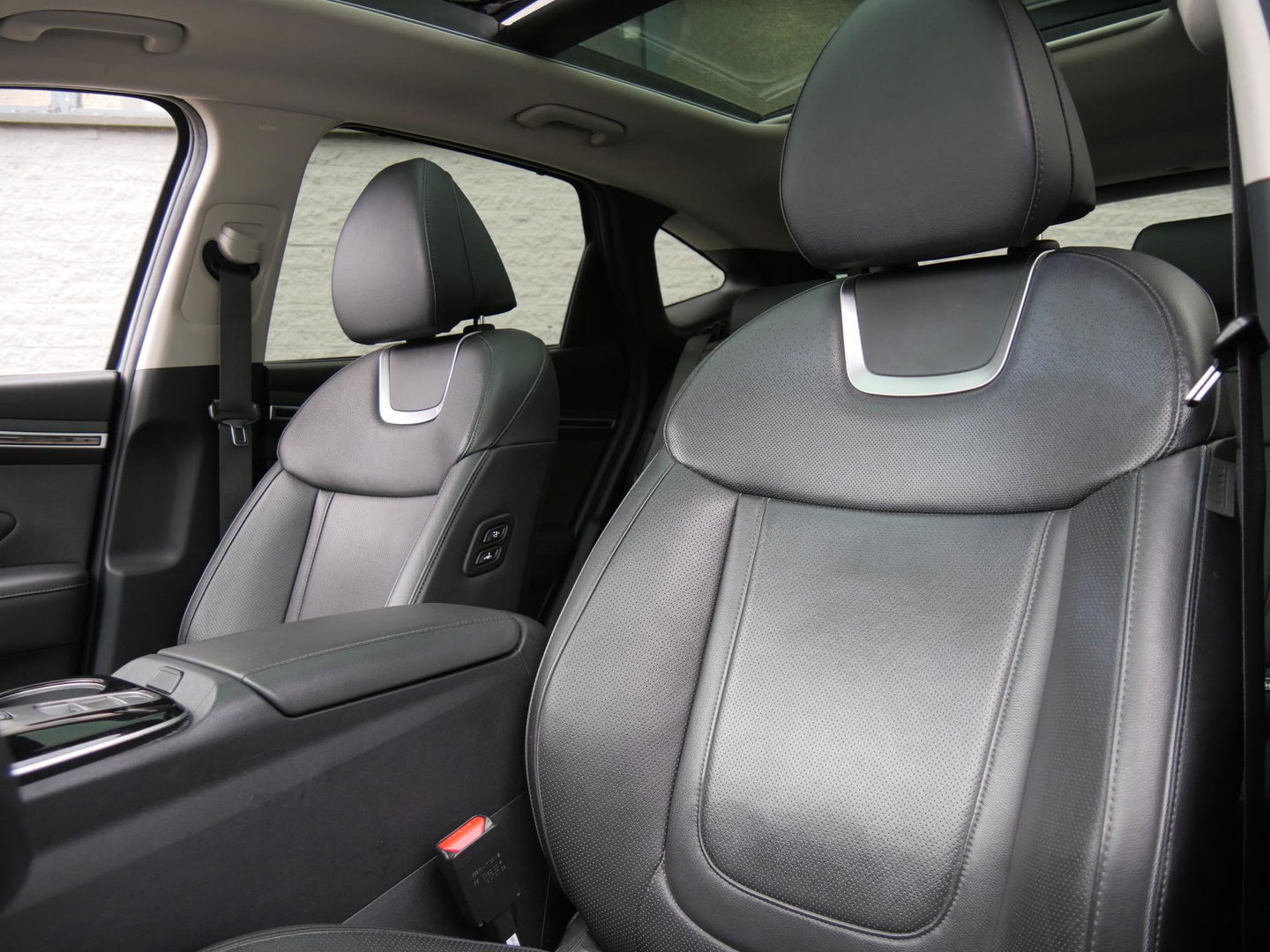 Hyundai Tucson HEV HYBRID PREMIUM SKY/ PANORAMADAK/ 360°CAMERA/ AFN. TREKHAAK/ LEER/ ELEKT. KLEP