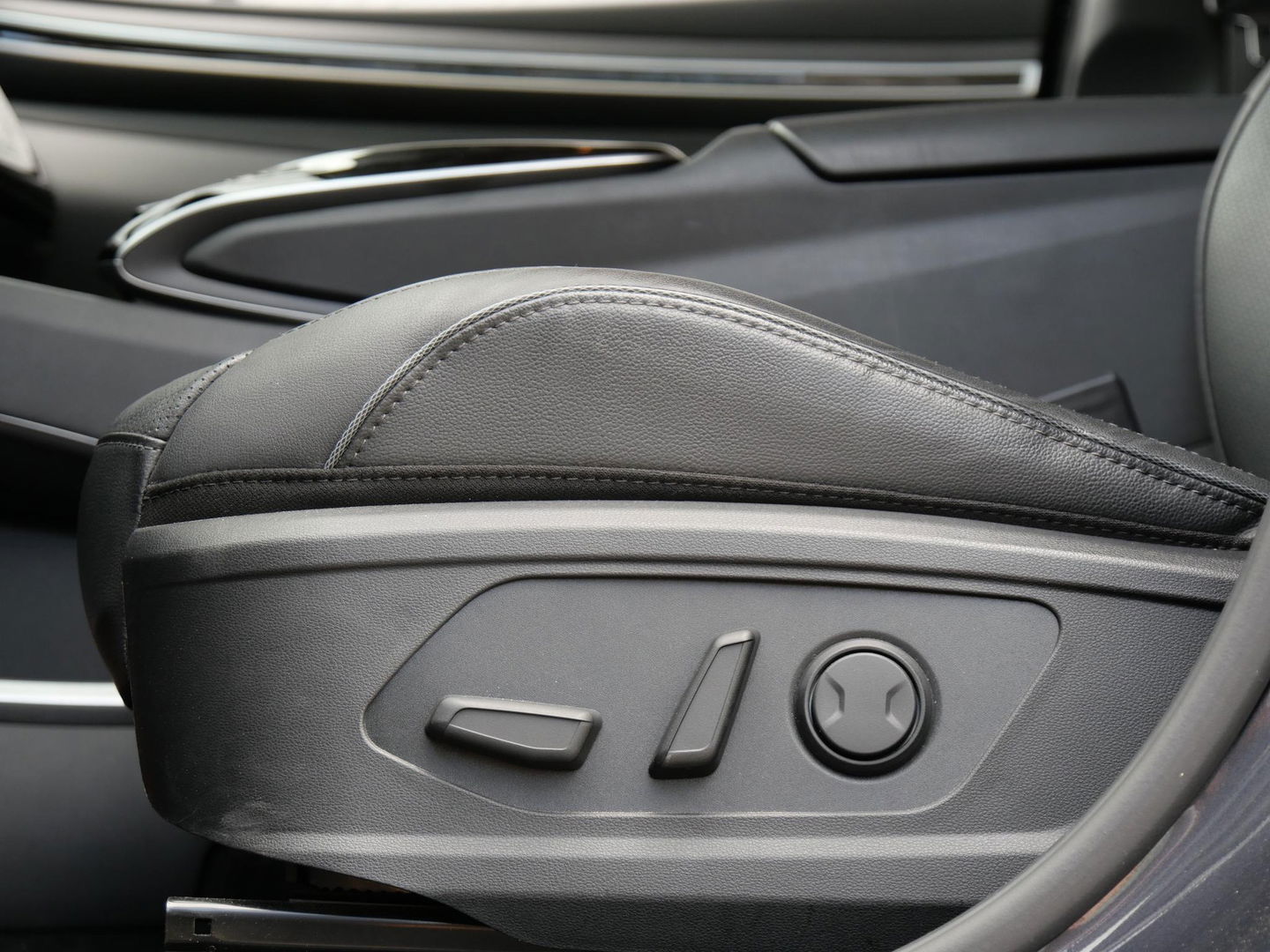 Hyundai Tucson HEV HYBRID PREMIUM SKY/ PANORAMADAK/ 360°CAMERA/ AFN. TREKHAAK/ LEER/ ELEKT. KLEP