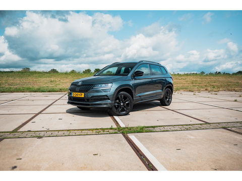 Škoda Karoq 1.5 TSI 150PK DSG Sportline | TREKHAAK  | DIGI DASH | NAVI | ELEKTRISCH BEDIENBARE ACHTERKLEP | ADAPTIVE CRUISE CONTROL