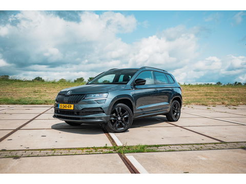 Škoda Karoq 1.5 TSI 150PK DSG Sportline | TREKHAAK  | DIGI DASH | NAVI | ELEKTRISCH BEDIENBARE ACHTERKLEP | ADAPTIVE CRUISE CONTROL