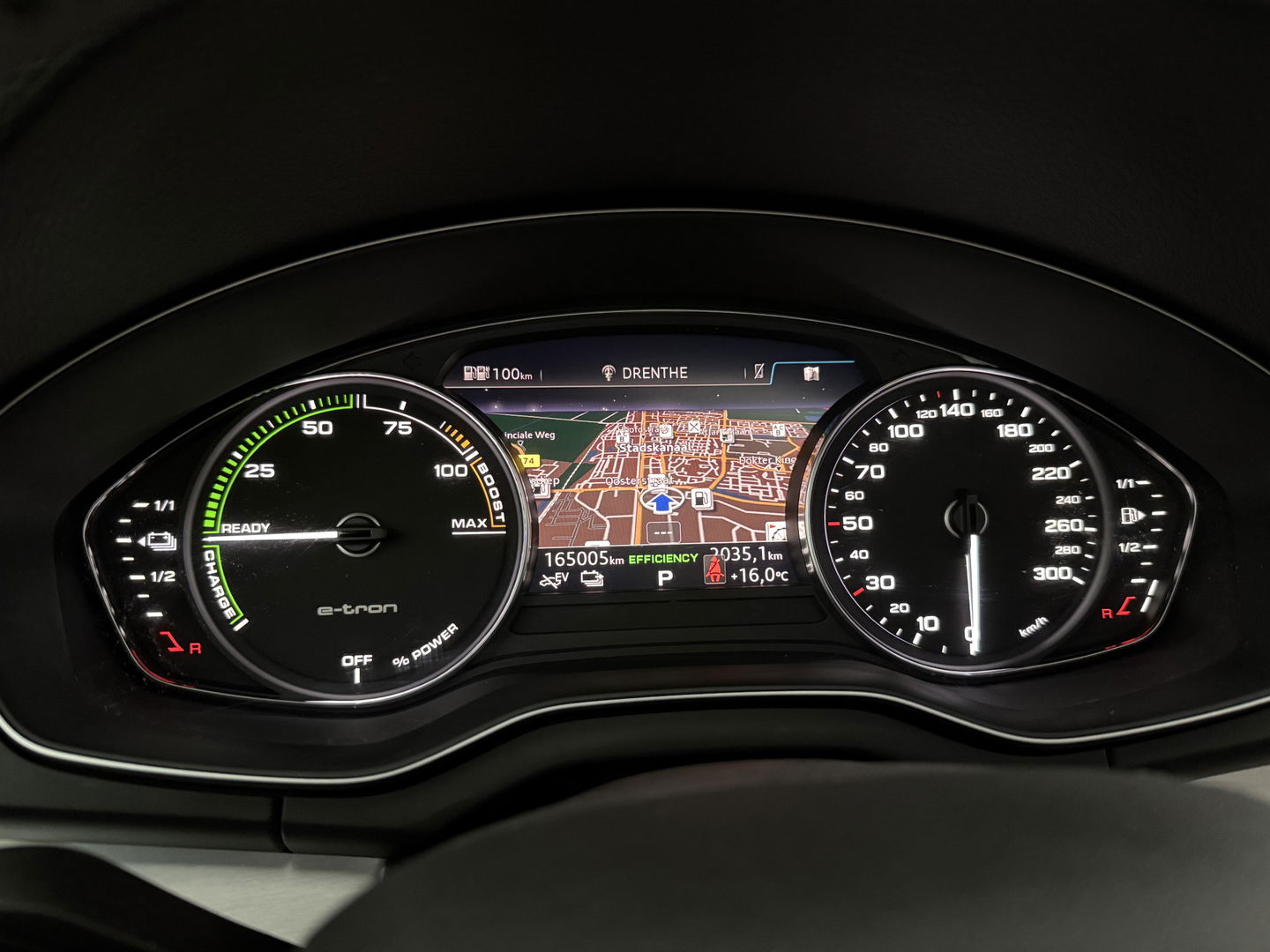 Audi Q5 50 TFSI e Quattro S-line | Pano | Luchtvering | Memory | Sfeerverl. | Trekh. | Carplay | Parkeersens. | Keyless | NAP