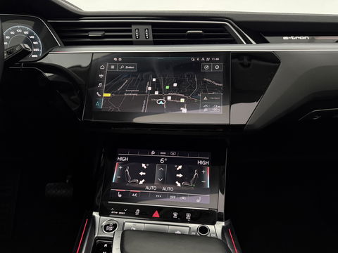 Audi e-tron 50 Quattro Business edition Plus 71 kWh | SOH 92% | Pano | Memory | Virtual | Sfeer | Camera | Carplay | Stoelverw. | Keyless | NAP