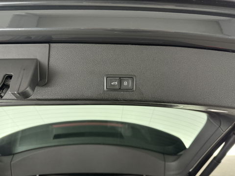 Audi e-tron 50 Quattro Business edition Plus 71 kWh | SOH 92% | Pano | Memory | Virtual | Sfeer | Camera | Carplay | Stoelverw. | Keyless | NAP