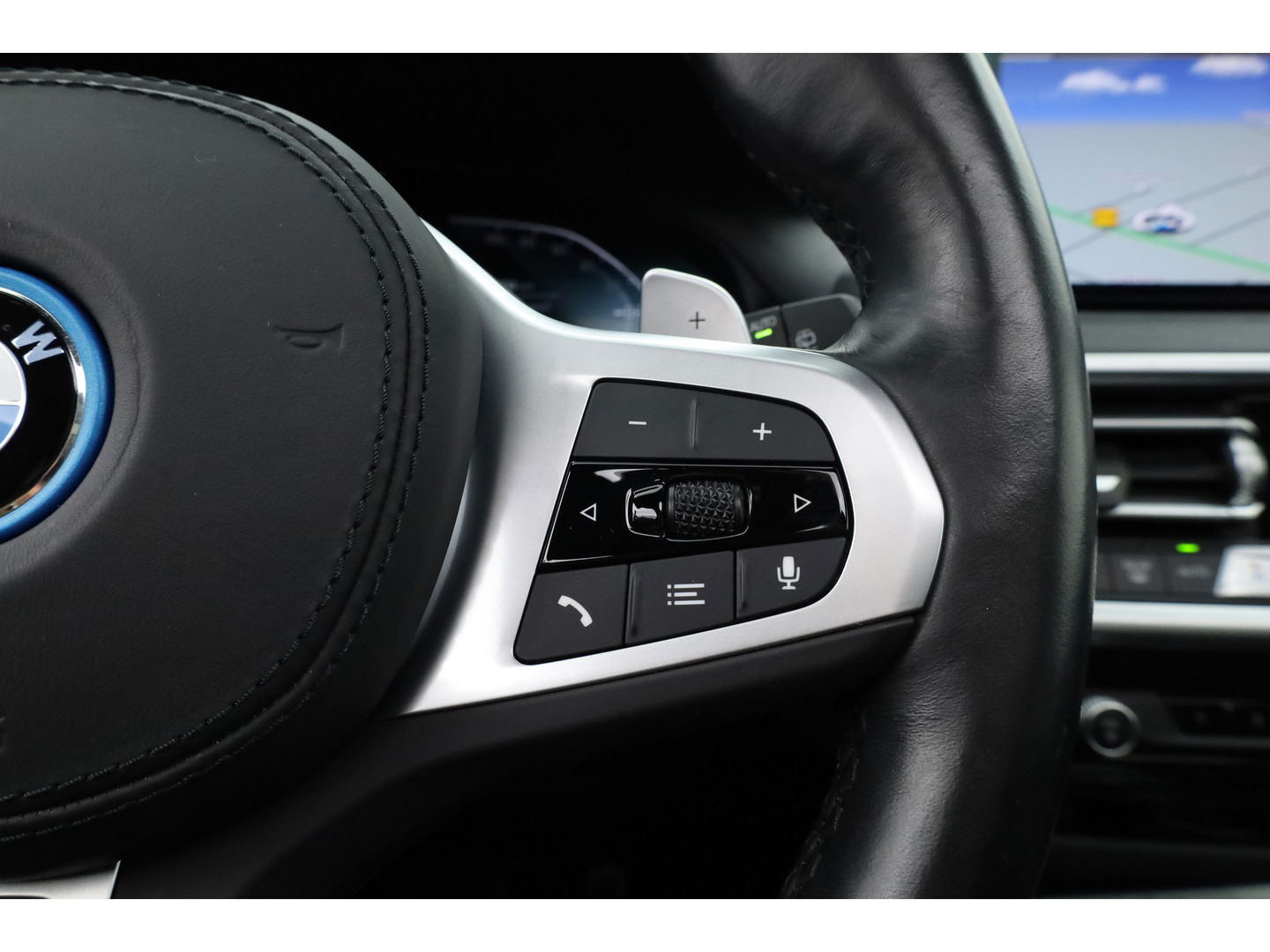 BMW X3 xDrive30e M Sport | Pano | Laser | Elek. Trekhaak | HUD | Keyless | 360cam | Stoel- Stuurverw.