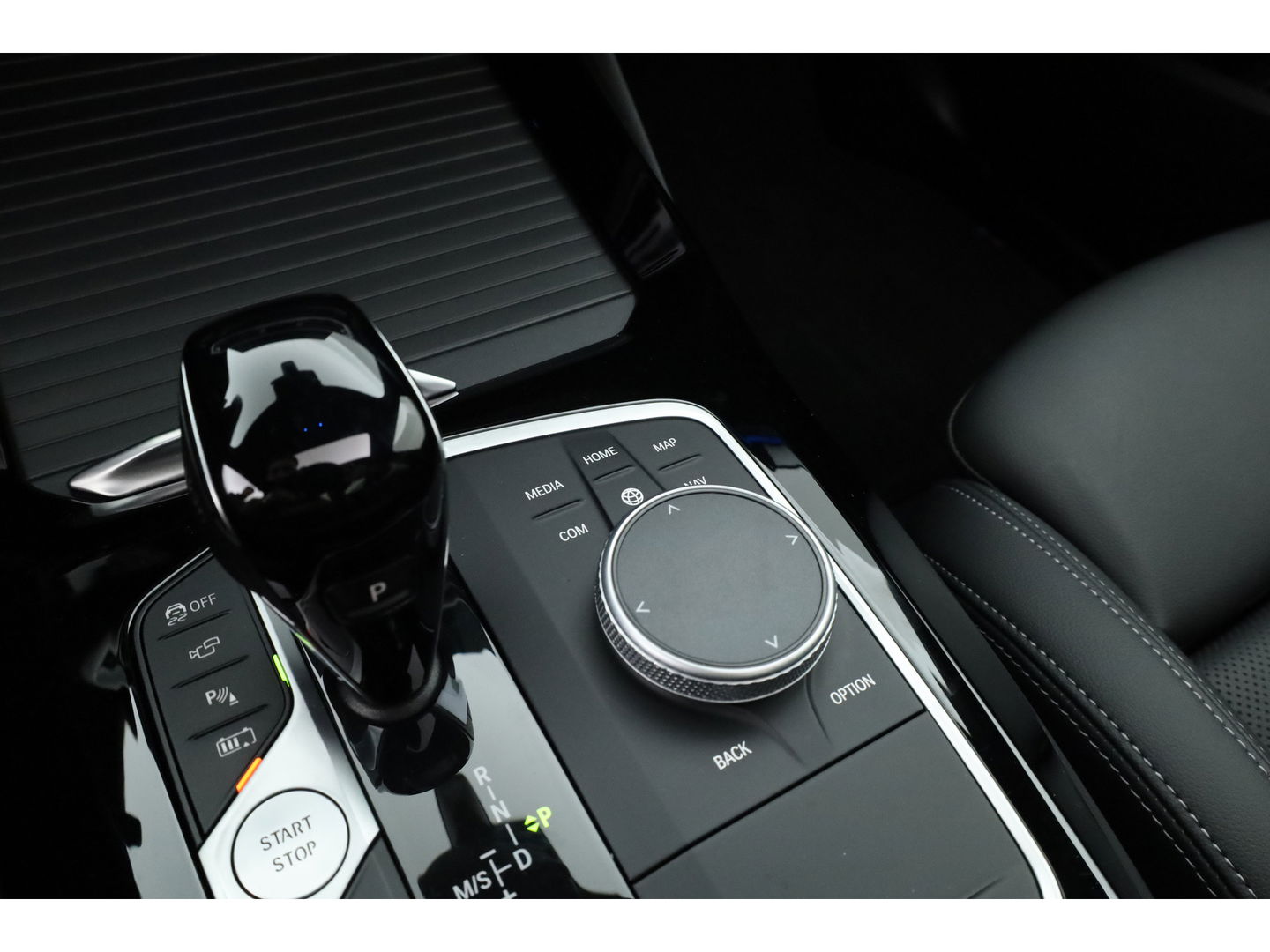 BMW X3 xDrive30e M Sport | Pano | Laser | Elek. Trekhaak | HUD | Keyless | 360cam | Stoel- Stuurverw.