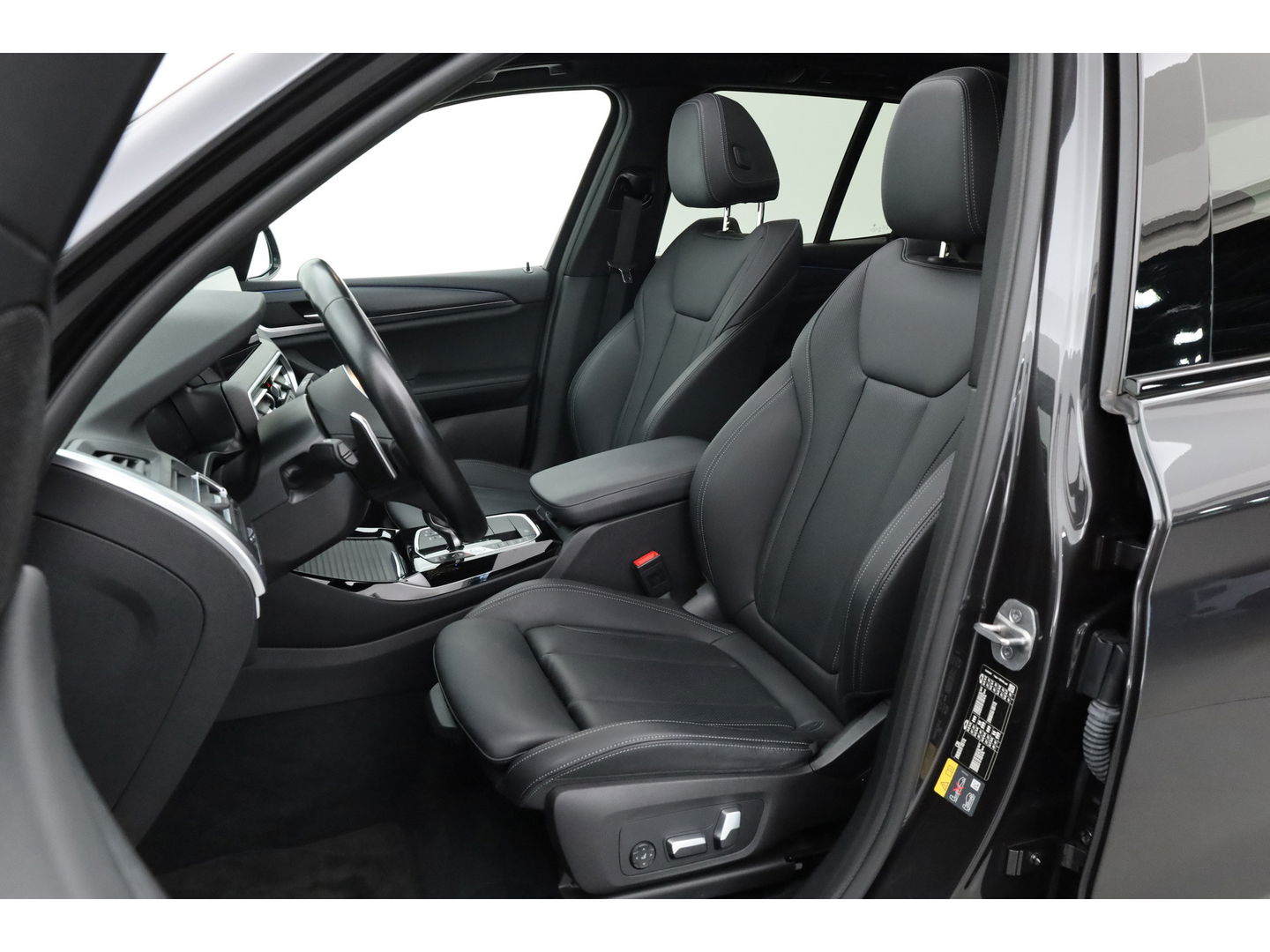 BMW X3 xDrive30e M Sport | Pano | Laser | Elek. Trekhaak | HUD | Keyless | 360cam | Stoel- Stuurverw.