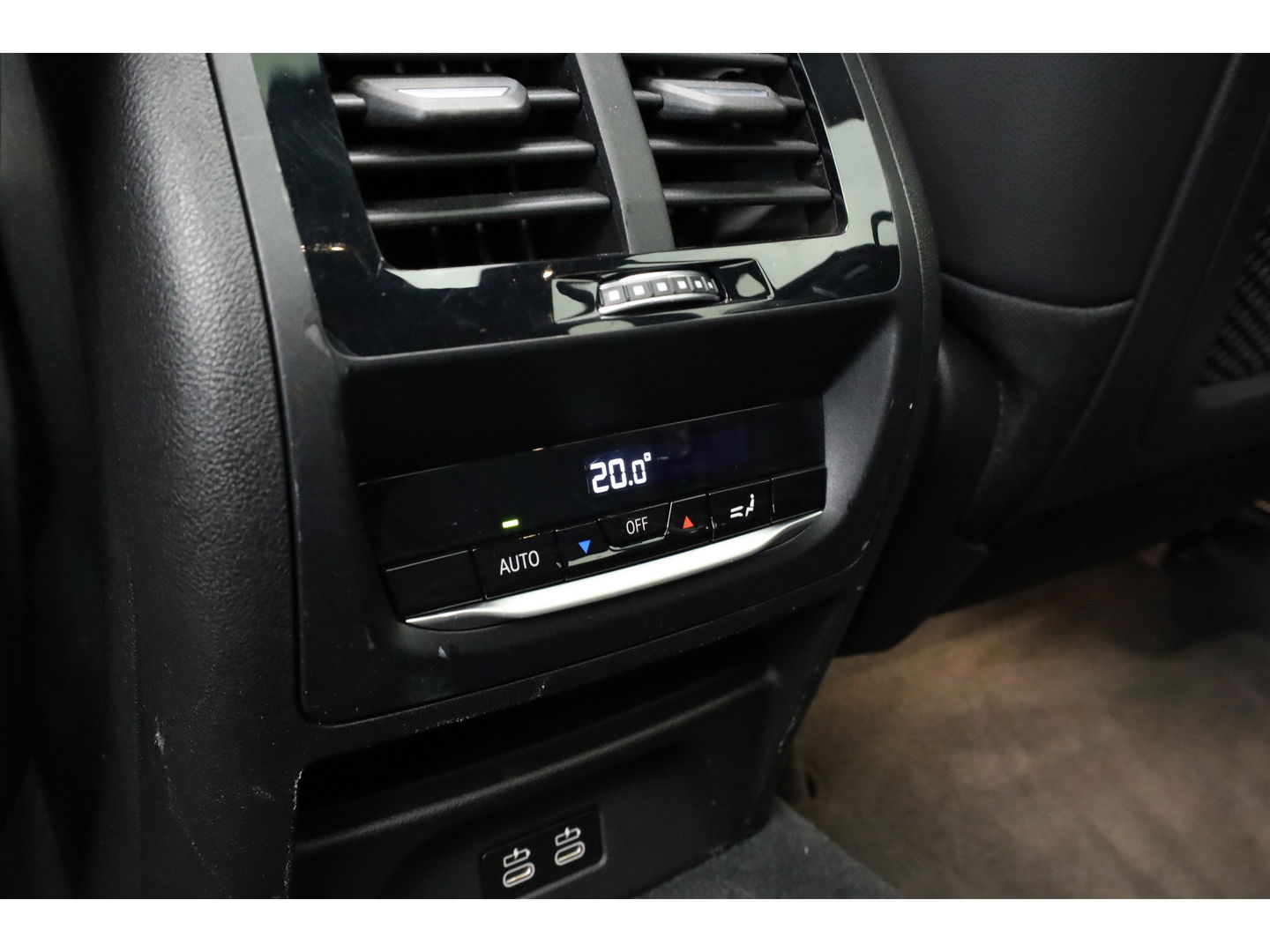 BMW X3 xDrive30e M Sport | Pano | Laser | Elek. Trekhaak | HUD | Keyless | 360cam | Stoel- Stuurverw.