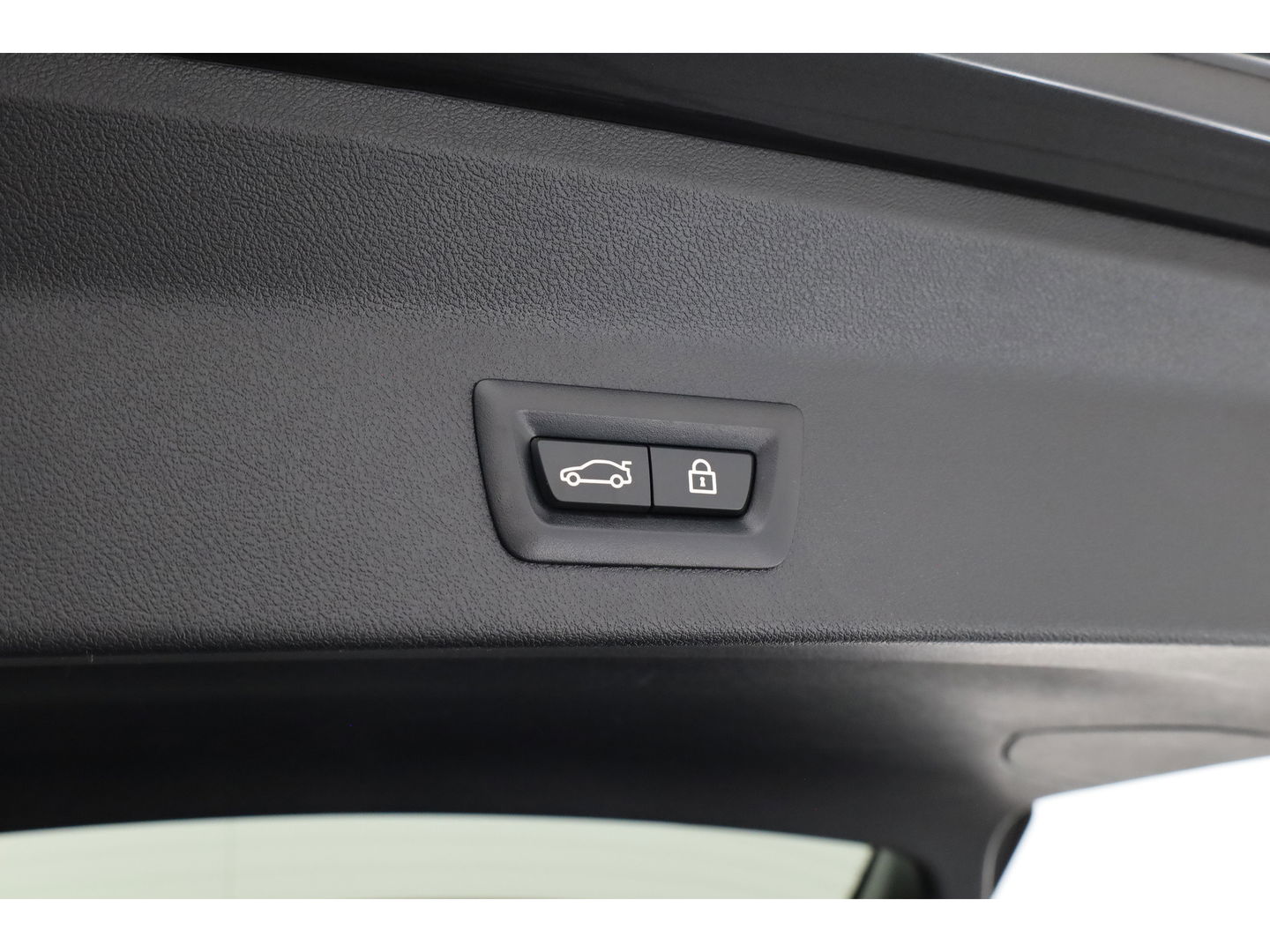 BMW X3 xDrive30e M Sport | Pano | Laser | Elek. Trekhaak | HUD | Keyless | 360cam | Stoel- Stuurverw.