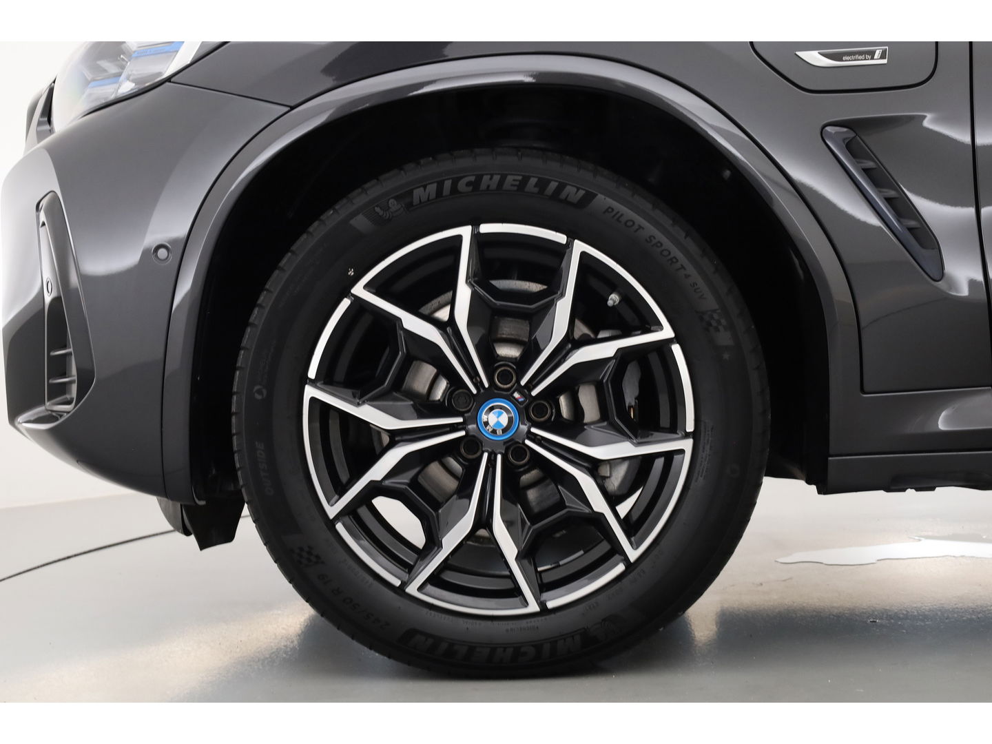BMW X3 xDrive30e M Sport | Pano | Laser | Elek. Trekhaak | HUD | Keyless | 360cam | Stoel- Stuurverw.