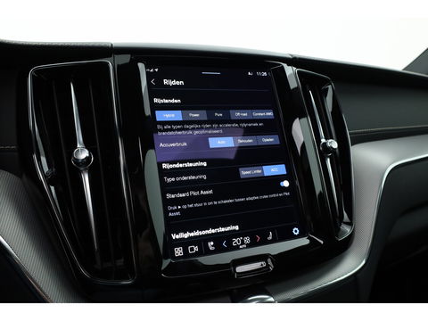 Volvo XC60 T6 Plug-in hybrid R-Design | Pano | Elek. Trekhaak | H&K | Pilot Assist | CarPlay | Navi | Stoel- Stuurverw.