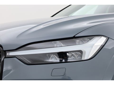 Volvo XC60 T6 Plug-in hybrid R-Design | Pano | Elek. Trekhaak | H&K | Pilot Assist | CarPlay | Navi | Stoel- Stuurverw.