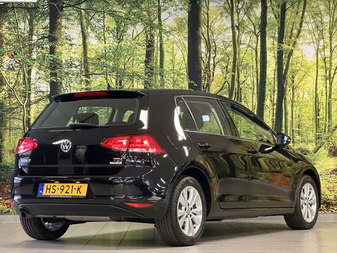Volkswagen Golf 1.6 TDI Comfortline | Origineel Nederlands! | Cruise Control | Parkeersensoren | Bluetooth | Airconditioning | DAB | Navigatie | Centrale Deurvergrendeling