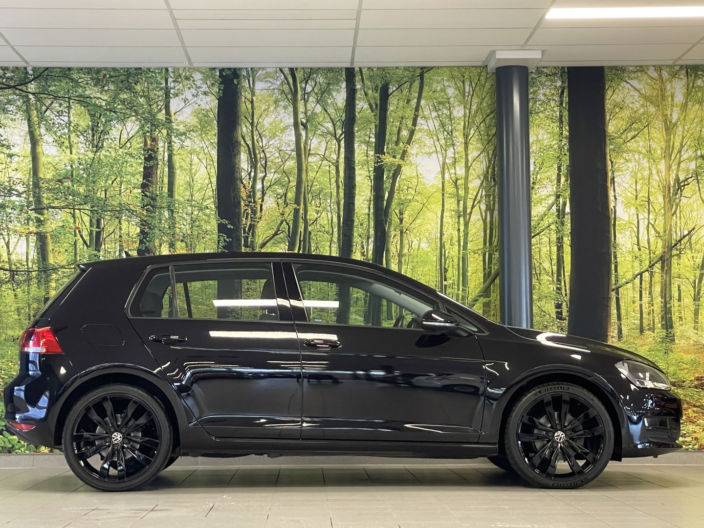 Volkswagen Golf 1.6 TDI Comfortline | Origineel Nederlands! | Cruise Control | Parkeersensoren | Bluetooth | Airconditioning | DAB | Navigatie | Centrale Deurvergrendeling