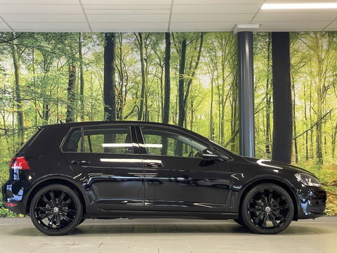 Volkswagen Golf 1.6 TDI Comfortline | Origineel Nederlands! | Cruise Control | Parkeersensoren | Bluetooth | Airconditioning | DAB | Navigatie | Centrale Deurvergrendeling
