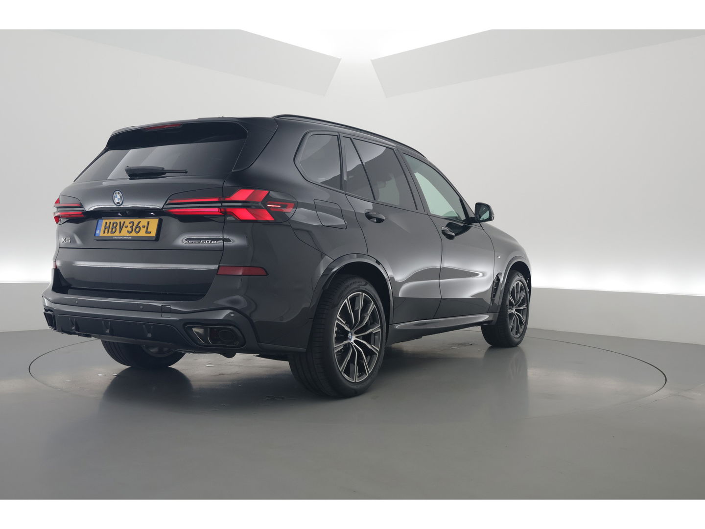 BMW X5 xDrive50e M Sport | Pano | 360 Cam | HUD | Luchtvering | Elek. trekhaak | H&K | Adapt. Cruise