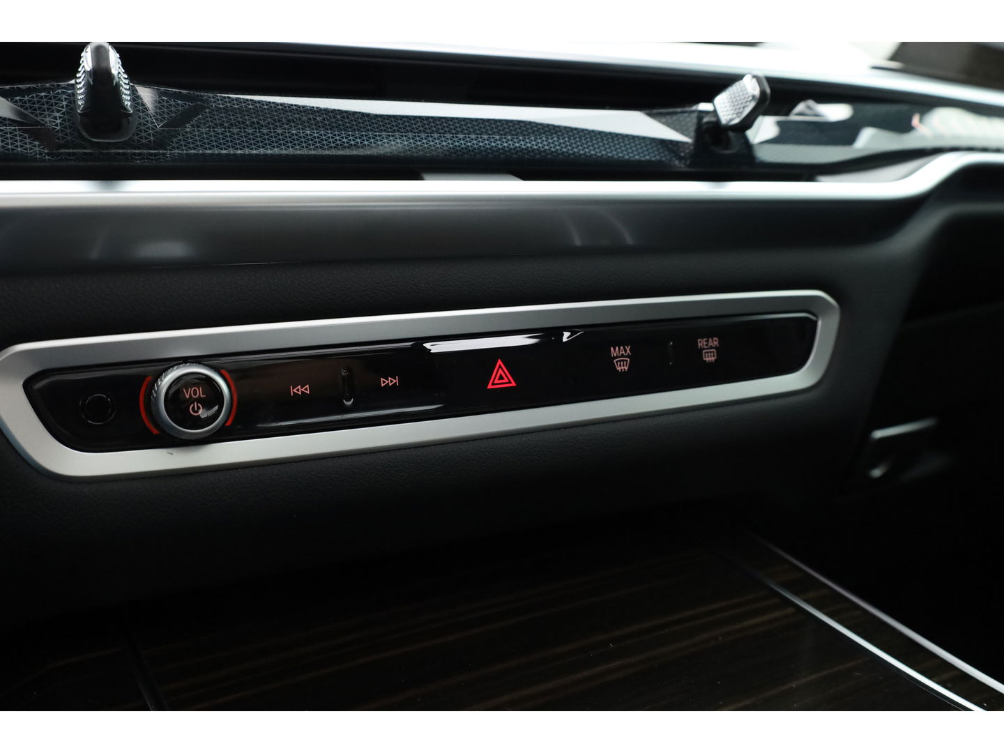 BMW X5 xDrive50e M Sport | Pano | 360 Cam | HUD | Luchtvering | Elek. trekhaak | H&K | Adapt. Cruise