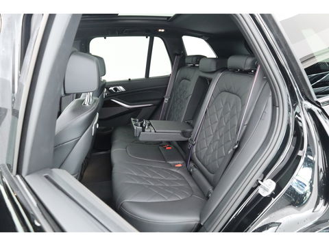 BMW X5 xDrive50e M Sport | Pano | 360 Cam | HUD | Luchtvering | Elek. trekhaak | H&K | Adapt. Cruise