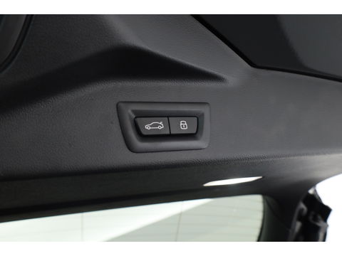 BMW X5 xDrive50e M Sport | Pano | 360 Cam | HUD | Luchtvering | Elek. trekhaak | H&K | Adapt. Cruise