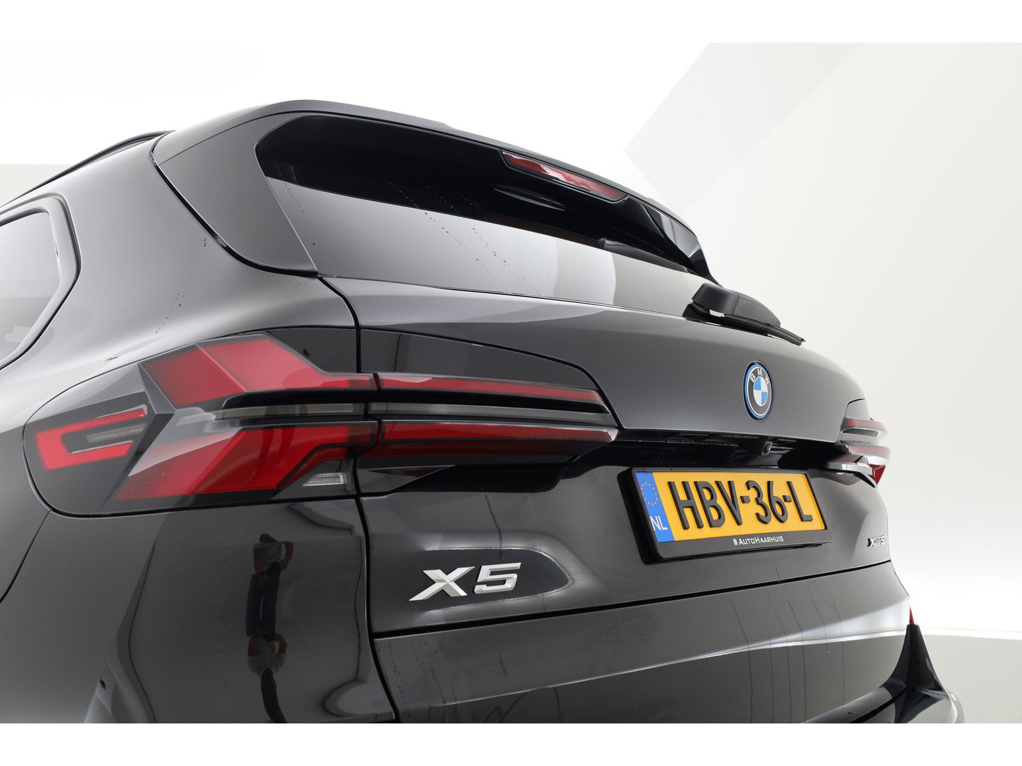 BMW X5 xDrive50e M Sport | Pano | 360 Cam | HUD | Luchtvering | Elek. trekhaak | H&K | Adapt. Cruise