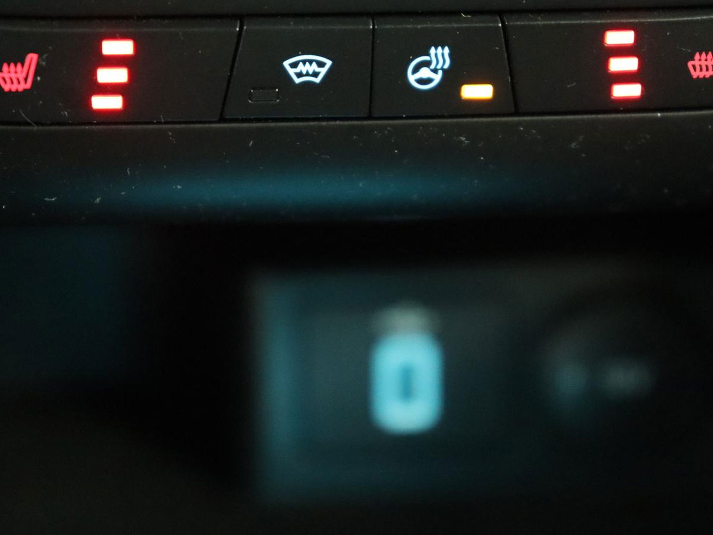 Ford Focus 1.5 EcoBoost ST Line | Panoramadak | Adaptive cruise | Stoel & stuurverwarming | Camera | B&O Sound | Carplay | Navigatie | Full LED | Park Assist | Airco