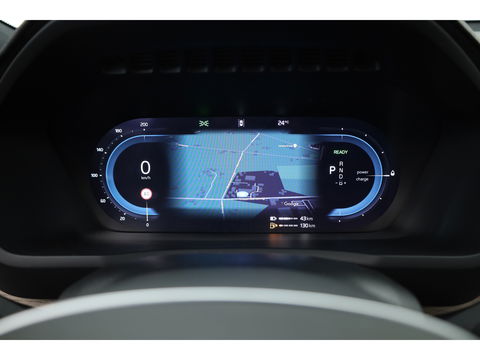 Volvo XC90 T8 Recharge Ultra Bright ''Facelift'' | Full Option | Luchtvering | B&W Audio | Massage | Pano | HUD | Stoelventilatie | 22'' | Trekhaak