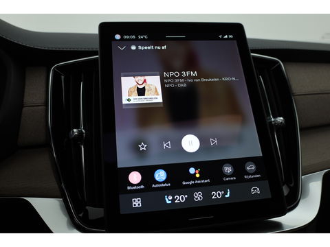 Volvo XC90 T8 Recharge Ultra Bright ''Facelift'' | Full Option | Luchtvering | B&W Audio | Massage | Pano | HUD | Stoelventilatie | 22'' | Trekhaak