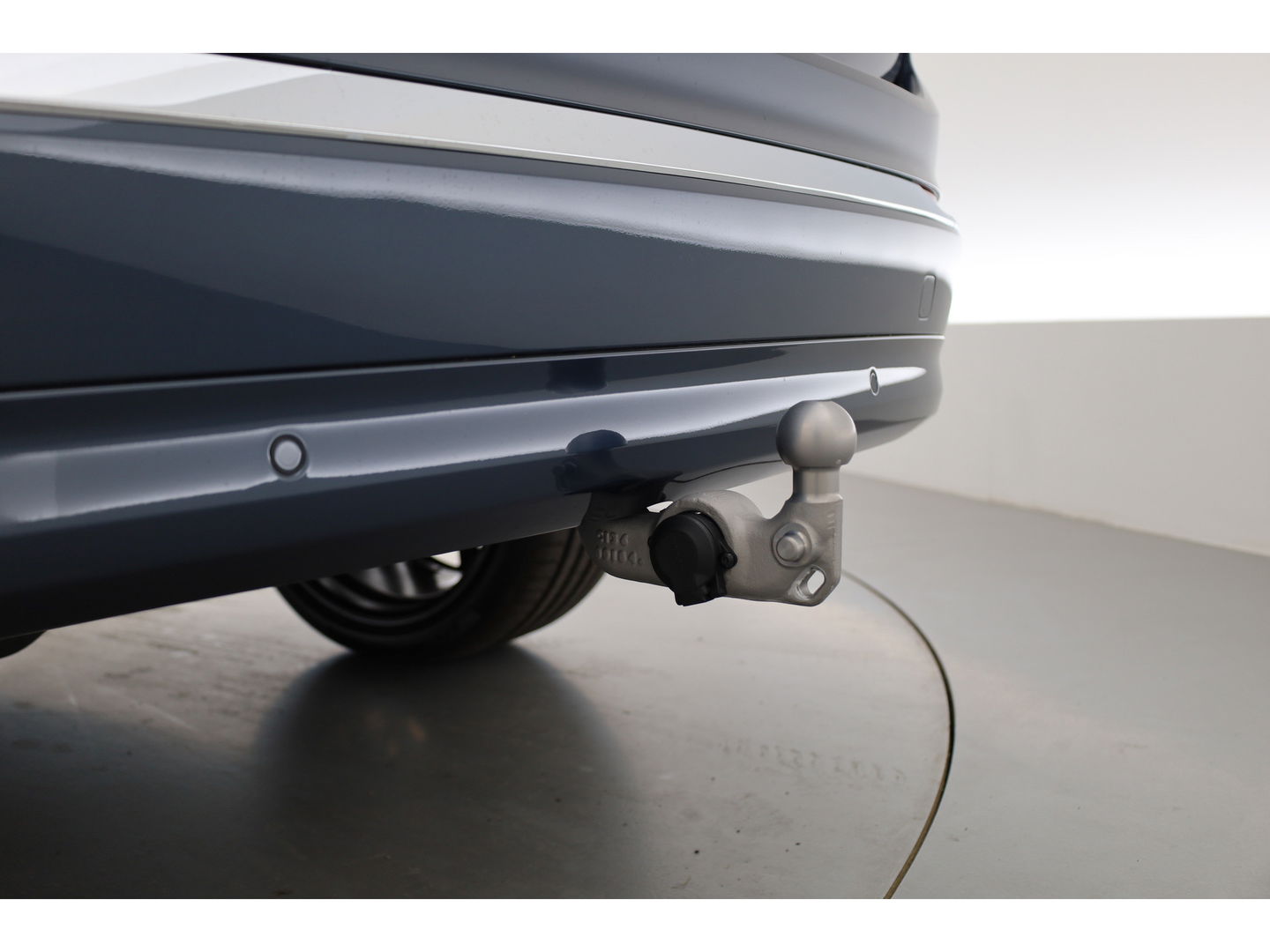 Volvo XC90 T8 Recharge Ultra Bright ''Facelift'' | Full Option | Luchtvering | B&W Audio | Massage | Pano | HUD | Stoelventilatie | 22'' | Trekhaak