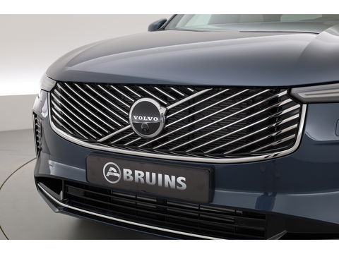 Volvo XC90 T8 Recharge Ultra Bright ''Facelift'' | Full Option | Luchtvering | B&W Audio | Massage | Pano | HUD | Stoelventilatie | 22'' | Trekhaak