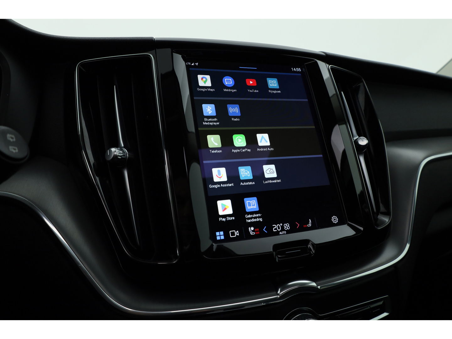 Volvo XC60 2.0 T6 Plug-in hybrid AWD Core Bright | Long Range | Pano | ACC | Blis | Stoel + stuurverw. |