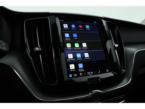 Volvo XC60 2.0 T6 Plug-in hybrid AWD Core Bright | Long Range | Pano | ACC | Blis | Stoel + stuurverw. |