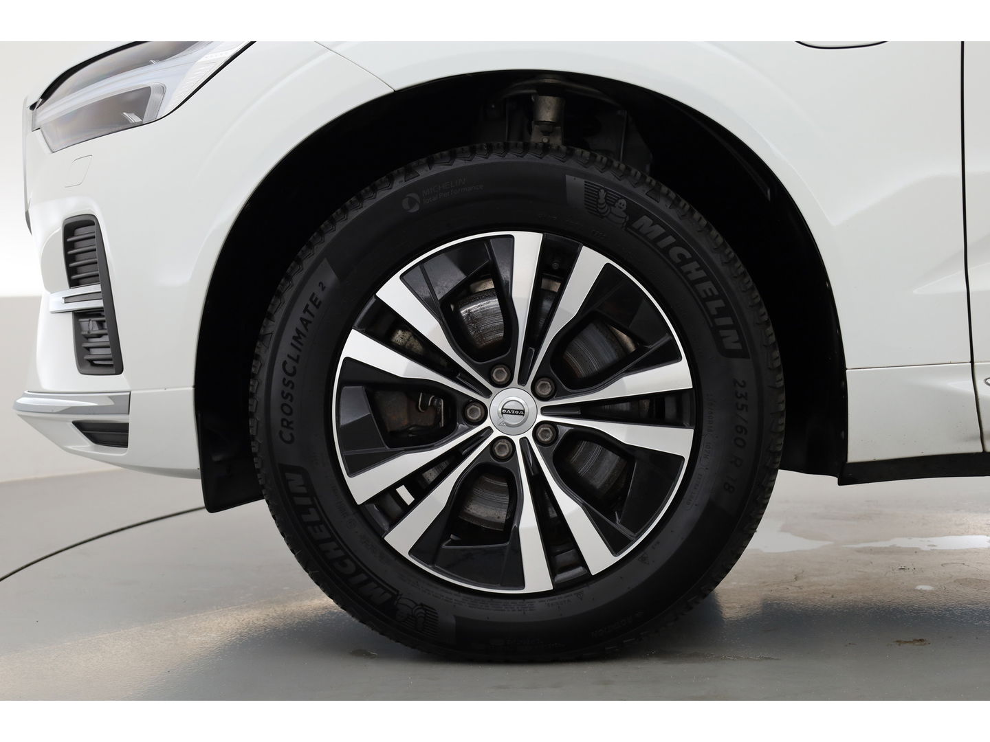 Volvo XC60 2.0 T6 Plug-in hybrid AWD Core Bright | Long Range | Pano | ACC | Blis | Stoel + stuurverw. |