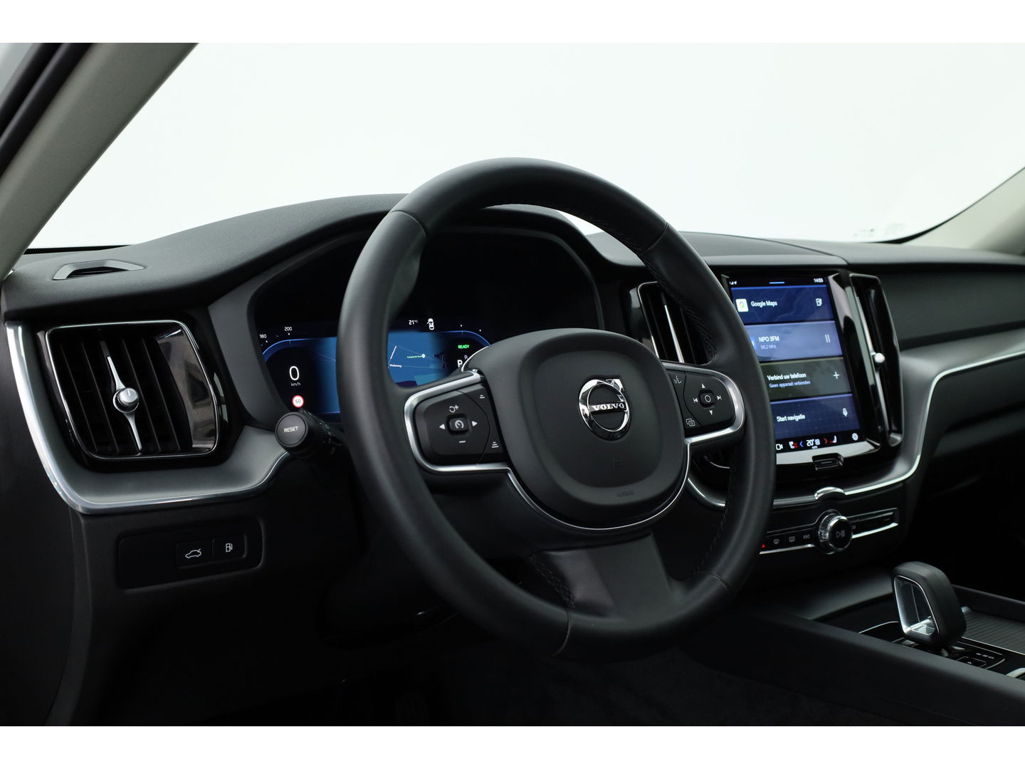 Volvo XC60 2.0 T6 Plug-in hybrid AWD Core Bright | Long Range | Pano | ACC | Blis | Stoel + stuurverw. |