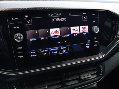 Volkswagen T-Cross 1.0 TSI Life 110PK Automaat PDC V+A | Camera | CarPlay | ACC