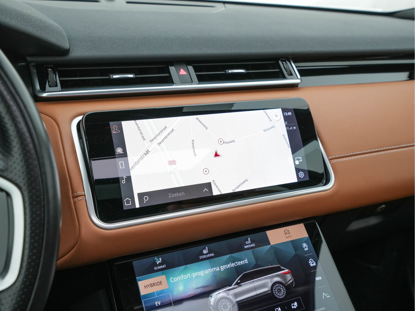 Land Rover Range Rover Velar 2.0 P400e R-Dynamic HSE Plug-In (INCL-BTW) *PANO | LUXURY-LEATHER | ADAPTIVE-CRUISE | FULL-LED | BLIND-SPOT | MEMORY-PACK | MERIDIAN-SOUND | HEATED-COMFORTSEATS | DIGI-COCKPIT | CAMERA | KEYLESS | DAB+ | SHIFT-PADDLES | ...